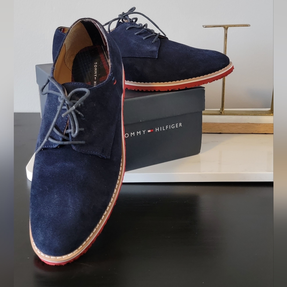 Tommy Hilfiger Oxfords 9.5 medium